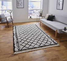 Load image into Gallery viewer, Boho 7043 White/Black - The Rug Quarter